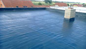 Tepelná izolace a hydroizolace ploché střechy Ladná