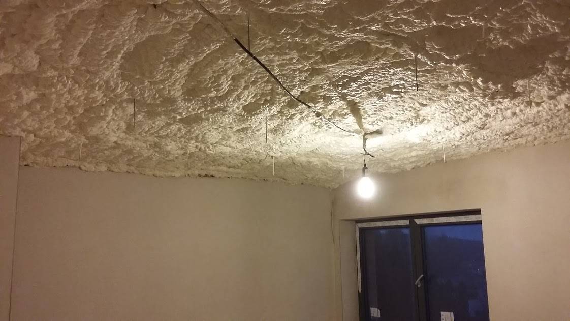 Zateplení stropu bungalovu Pyšely