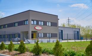 Stříkaná izolace.